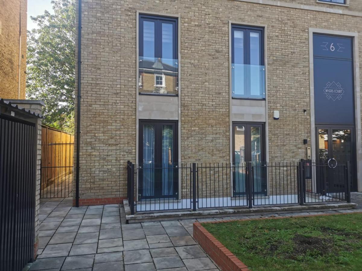 Comfortable Retreat - Sleeps 6 Ferienhaus London